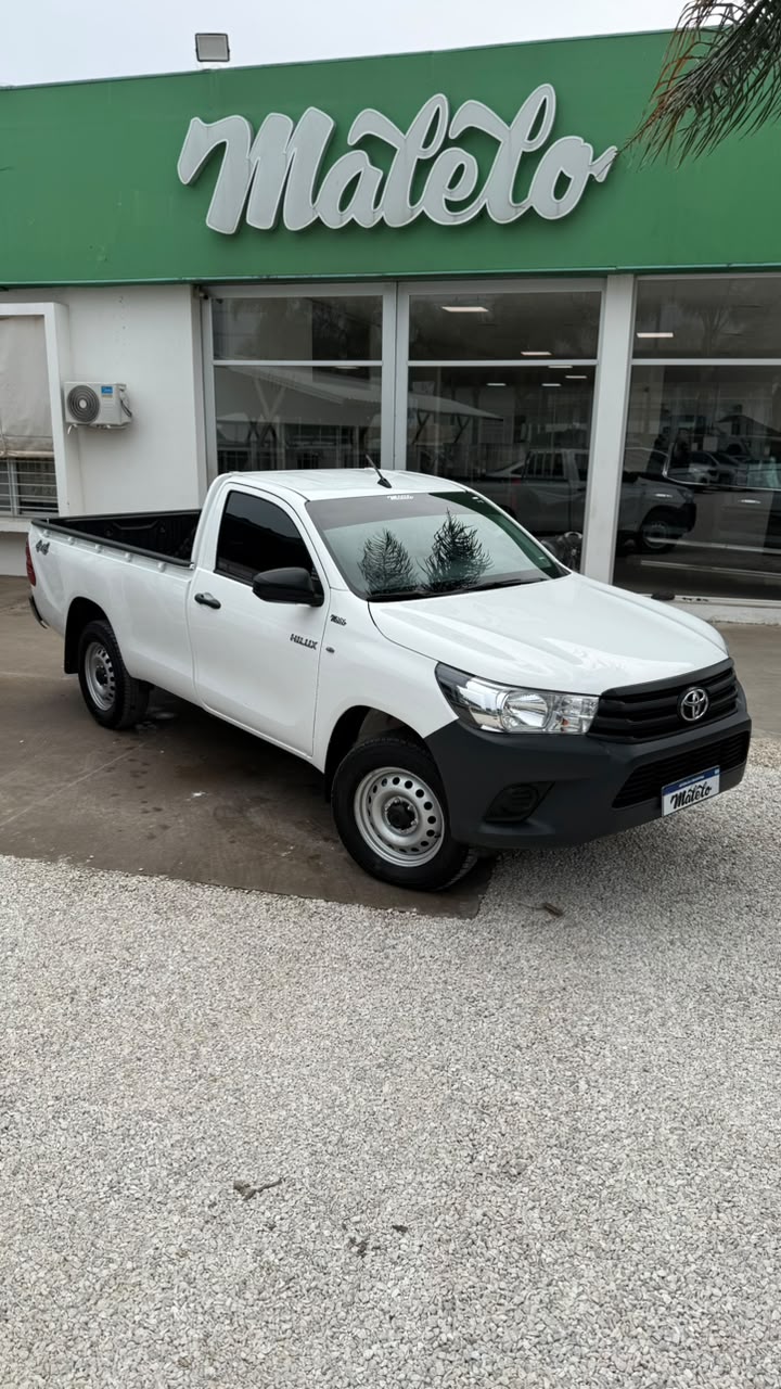 TOYOTA - HILUX  DX 4X4    C/ S  - MANUAL - 2024